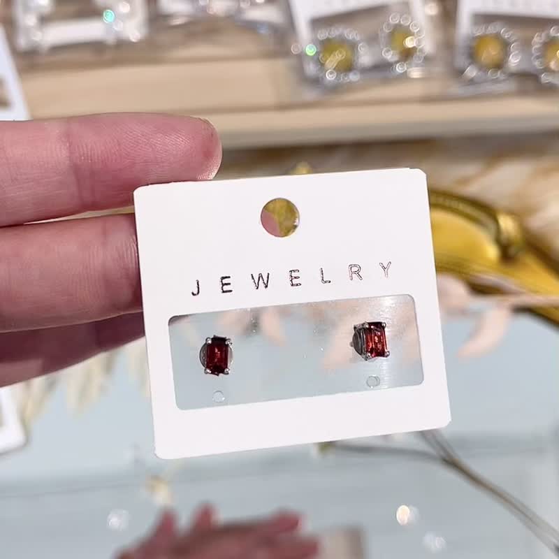 Natural red pomegranate 5.2mmx3.7mm rectangular cut single needle earrings beauty blood Stone - Earrings & Clip-ons - Crystal Red