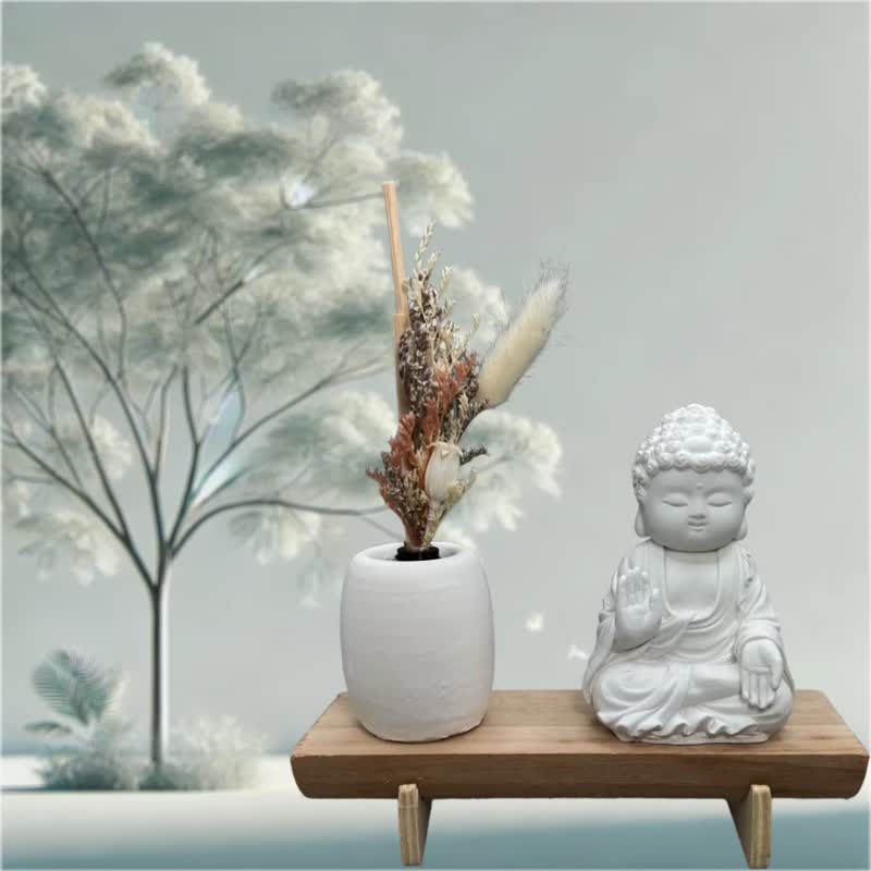 Literary Qing's simple style of pure wind and auspicious Xiangde small Buddha log base series with eternal vase - Fragrances - Cement White