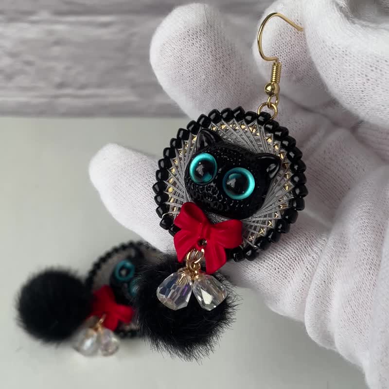 Mysterious shadow large earrings with black cat and red ribbon - Earrings & Clip-ons - Thread Black