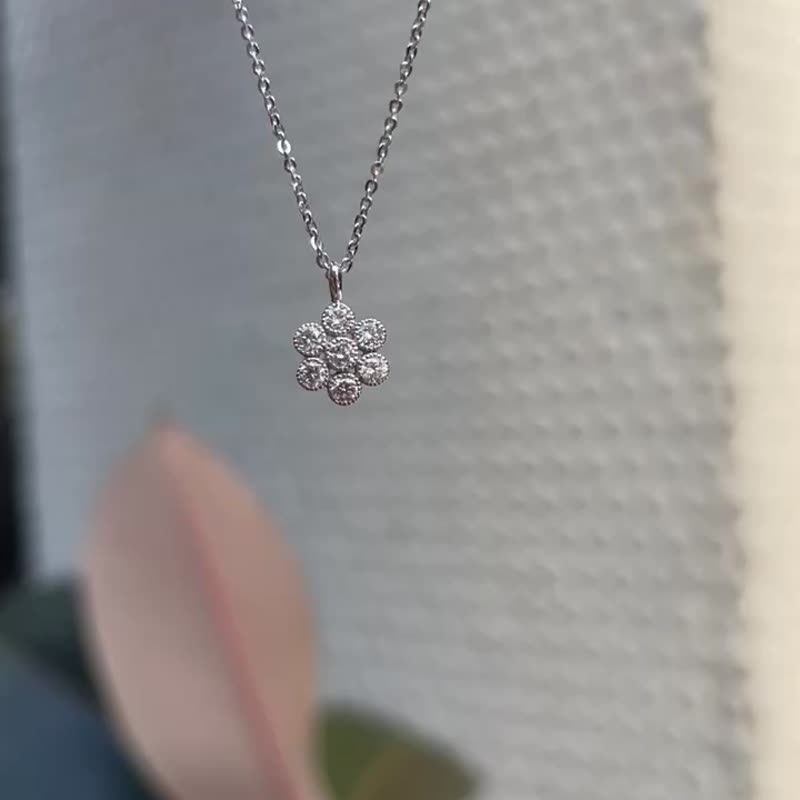 プラチナ フラワー ダイヤモンド ネックレス - ネックレス - 貴金属 シルバー