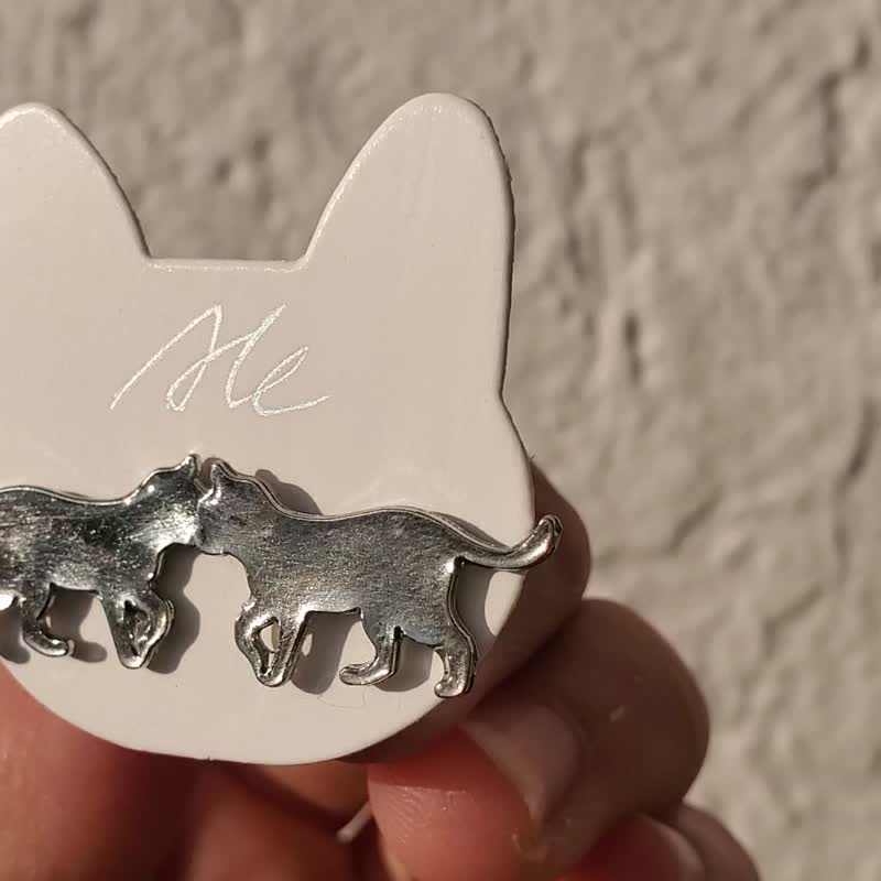 Cat Silver Unisex Metal Allergy-Friendly - Earrings & Clip-ons - Resin Silver
