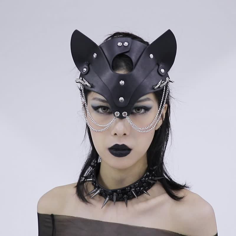 龐克狐狸魔女圖騰皮革面具 - 髮飾 - 其他材質 黑色