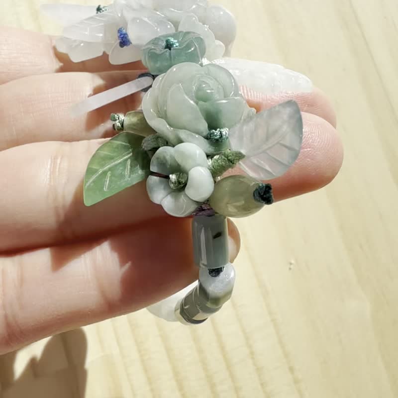手工編織翡翠手鍊 — 藍紫花園裡的小兔子 - 手鍊/手環 - 玉石 藍色