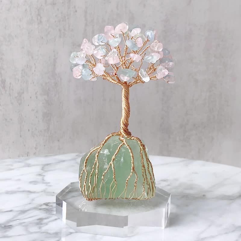 Eternal Crystal Tree // Stone Stone// Inner stability, self-acceptance, and soothing tension - Items for Display - Crystal Green