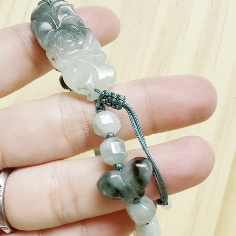 Handmade Jade Bracelet - Forest Rose Glow - สร้อยข้อมือ - หยก สีเขียว
