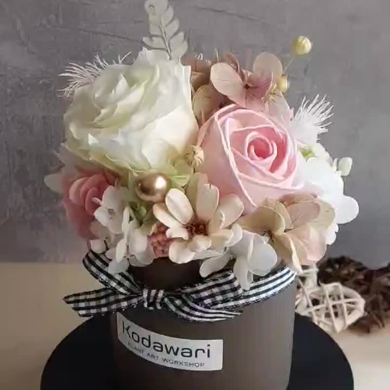 Spring eternal potted flowers. Table flowers to celebrate birthdays, festivals, and opening flowers. - ช่อดอกไม้แห้ง - พืช/ดอกไม้ 