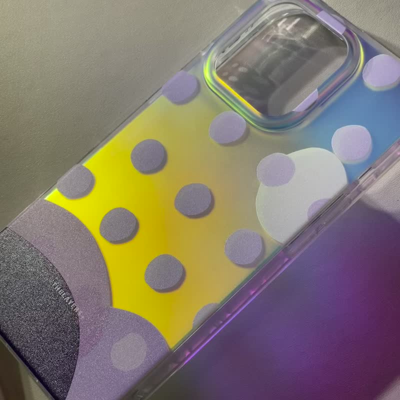 iPhone 16全包漸變幻彩 | 紫色圓波點可愛圖案|透明防摔軟手機殼 - 手機殼/手機套 - 塑膠 紫色