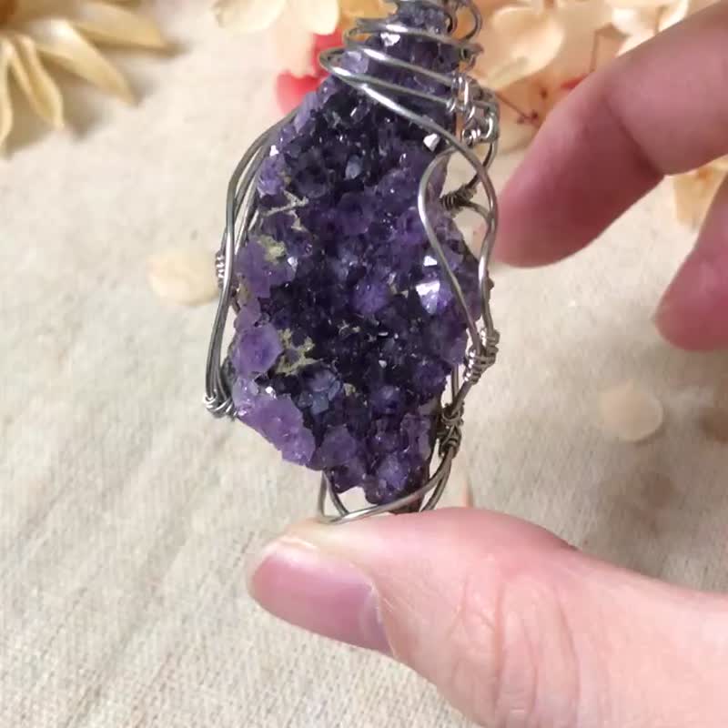 Amethyst raw ore necklace pendant 316L medical steel braided pendant - สร้อยคอ - สแตนเลส สีม่วง