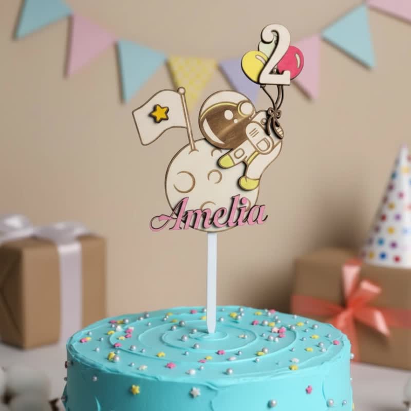 Astronaut Wood Custom Cake Topper - Hand Painted Birthday Keepsake - Custom Name - 寶寶/兒童餐具/餐盤 - 木頭 