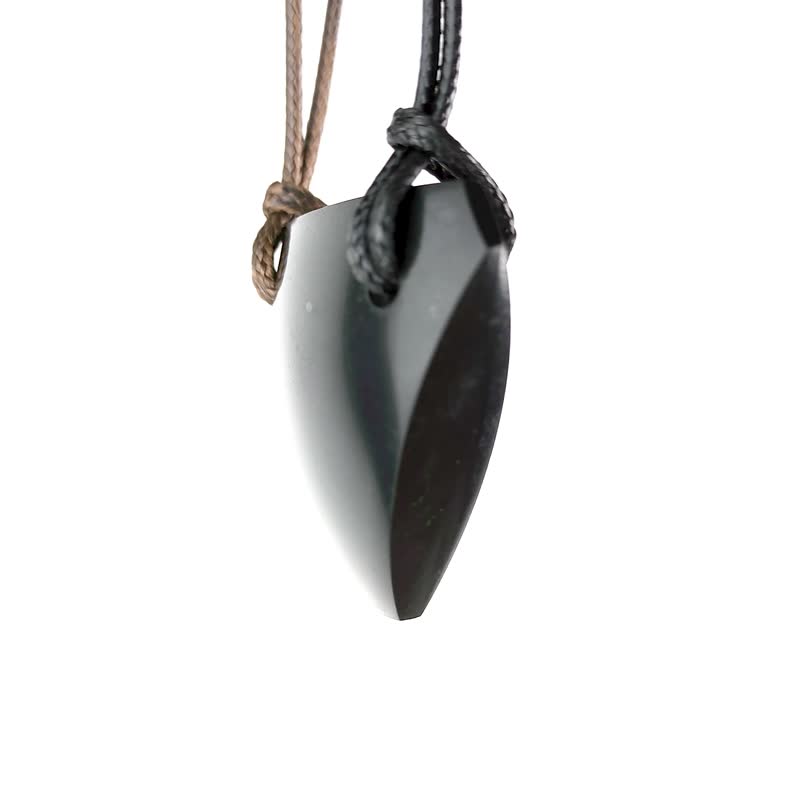 Shungite Necklaces Arrowhead - สร้อยคอ - หิน สีดำ