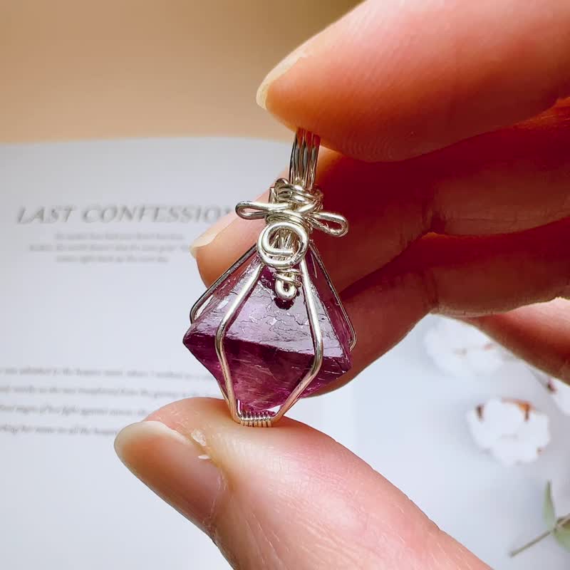 Fuchsia Fluorite Necklace Handmade Crystal Jewellery Gemstone Pendant - สร้อยคอ - คริสตัล สีม่วง