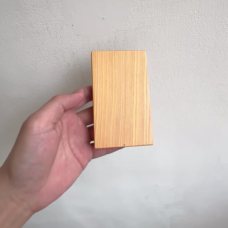 [Customized Gift] Free Engraved Rotating Business Card Holder/Business Card Box Taiwanese Hinoki - Card Holders & Cases - Wood Orange