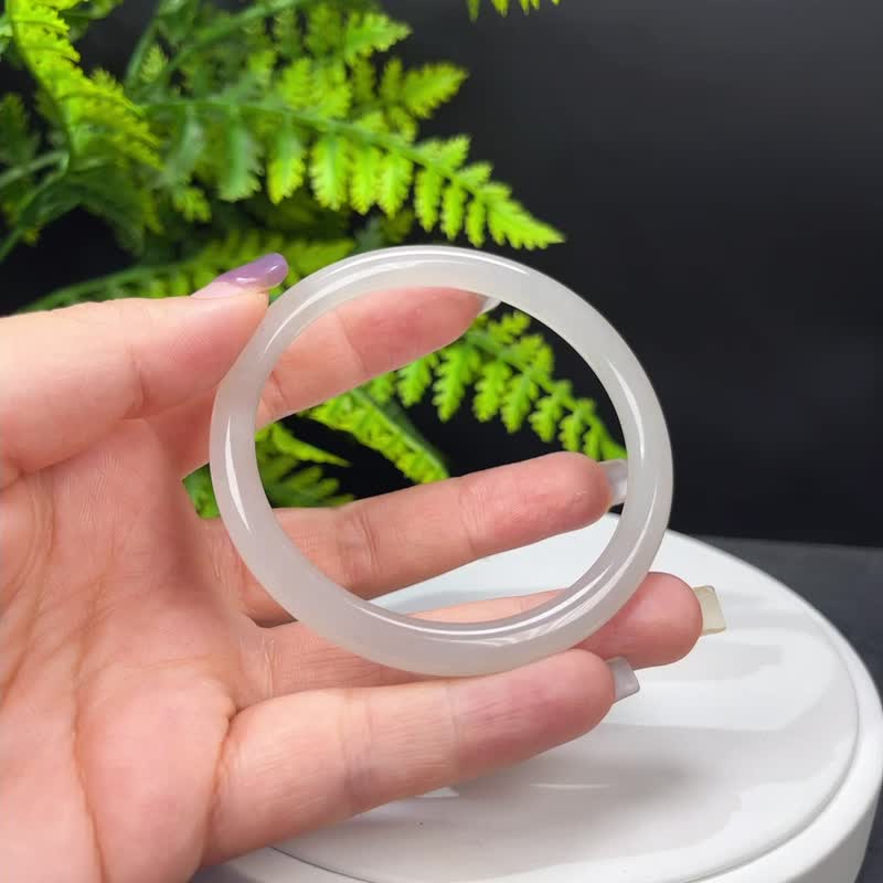 和田羊脂玉手镯 58MM 老料脂白圓條白玉手環 附證書 興旺安甯平和 - 手鍊/手環 - 玉石 白色