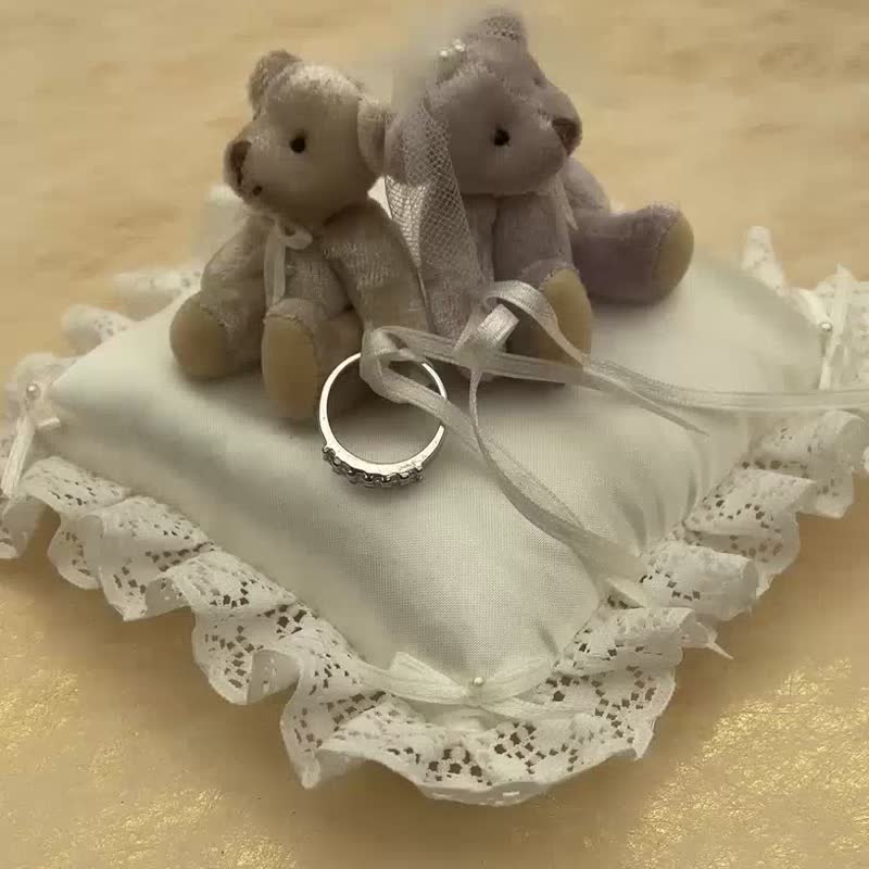 熊偶婚禮戒枕-2 不含戒指 - 公仔/玩偶 - 棉．麻 