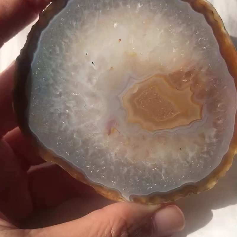 Brazilian golden yellow explosive agate sliced ​​natural rough crystal crystal decoration ornaments - ของวางตกแต่ง - คริสตัล สีกากี