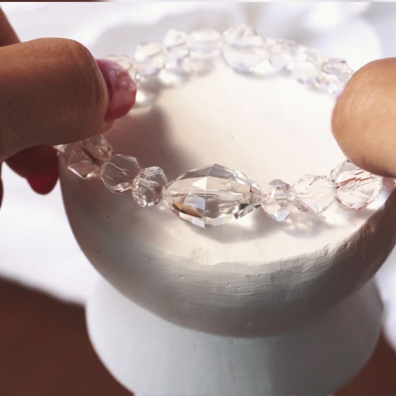 【希少な水晶】日本の職人が手磨きしたダイヤモンドカットクリスタル、高品質デザインブレスレット - 手鍊/手環 - 半寶石 透明