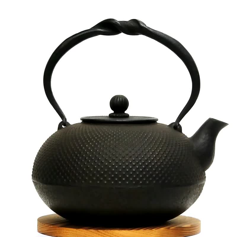 紅蓮堂 葛卷元 南部鐵器 鐵瓶 鐵壺 蒲團形arare 1L - 茶壺/茶杯/茶具 - 其他金屬 黑色