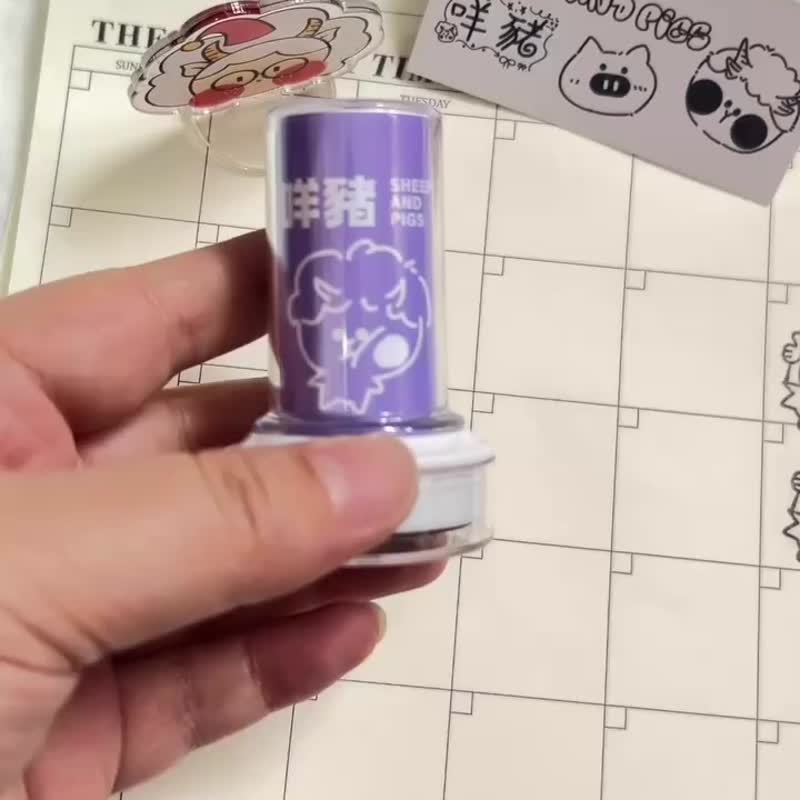 打工仔暗黑治癒系—挨打羊仔 光敏印章可訂製 - 印章/印台 - 塑膠 黑色