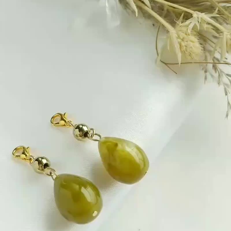 Mask Charm with Olive Color Beads Mask Accessory Daily Use Gift