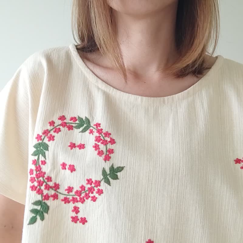 Cici Red Flower - Handwoven Short Sleeves Embroidery Top - Women's Tops - Cotton & Hemp White