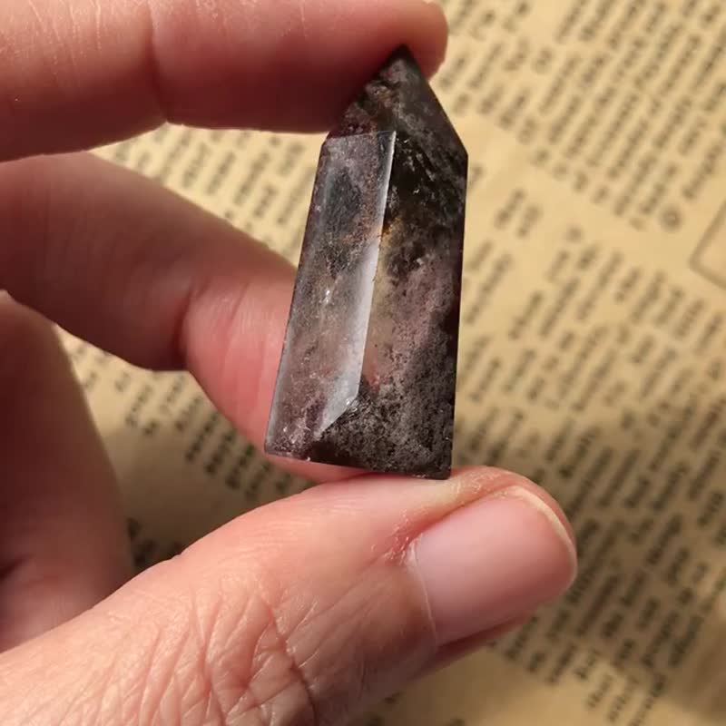 四季幽靈 綠幽靈 白幽靈 紅幽靈 水晶 全包隨型 手把玩 天然原石 - 擺飾/家飾品 - 水晶 多色