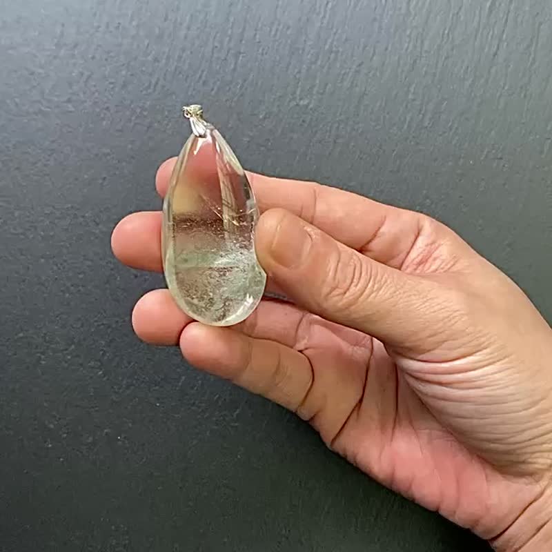 招正財 貴人-天然異像幽靈水晶 冰透綠幽靈金字塔925純銀鈦鋼項鍊 - 項鍊 - 水晶 多色