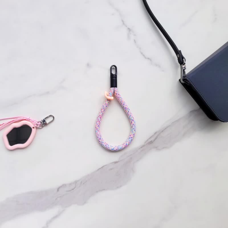 可拆式隨身鏡手腕掛繩連夾片 手機手腕繩 手腕繩 4色 星燦黑 - 手機掛繩/背帶 - 其他人造纖維 黑色