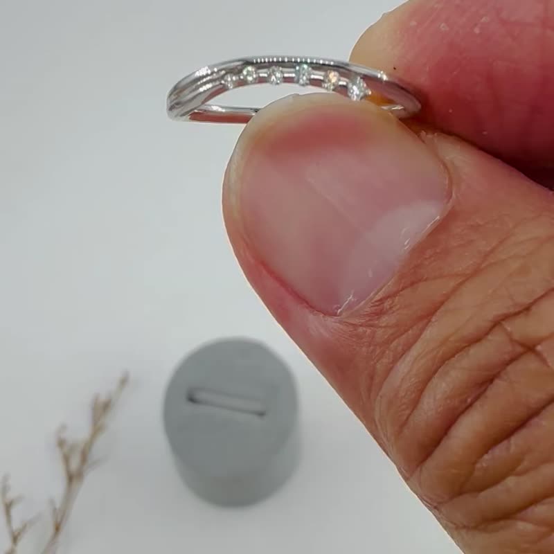 10K diamond ring - General Rings - Precious Metals 