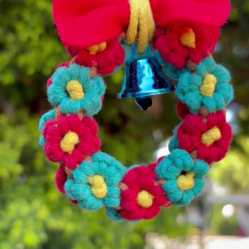 Handwoven double-sided Christmas wreath/Christmas pendant/hanging ornament - พวงกุญแจ - วัสดุอื่นๆ หลากหลายสี