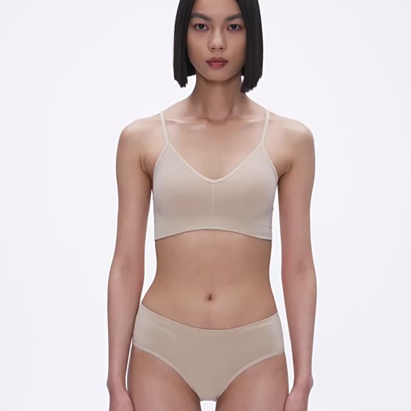 4 colors of spring and summer sports bra with pads, skin-friendly and breathable triangle cup bra vest underwear set - ชุดชั้นในผู้หญิง - ไฟเบอร์อื่นๆ สีกากี