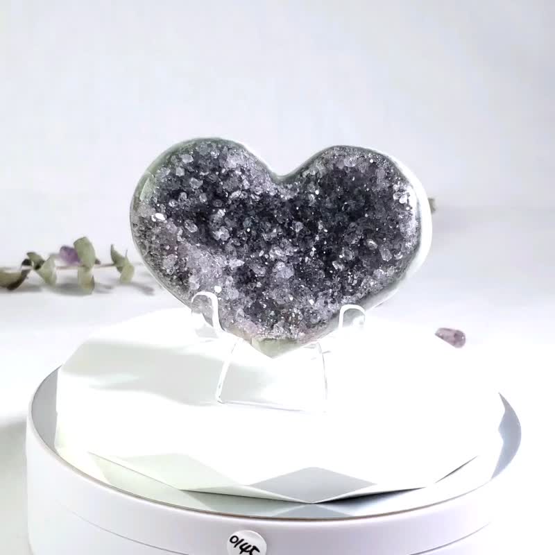 異象愛心水晶 520145  特殊二次結晶 能量更強更開運 - 擺飾/家飾品 - 水晶 紫色