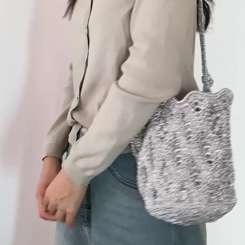 シルバーメタリック ミニグレープ ショルダーバッグ - ショルダーバッグ - ポリエステル シルバー