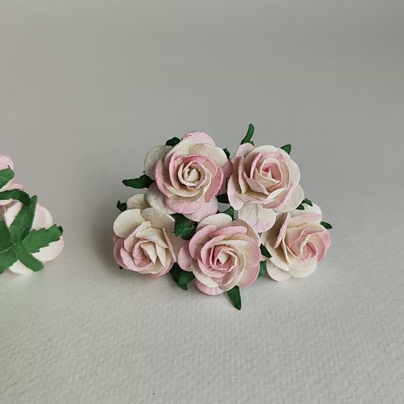 Paper Flower, 50 pcs., DIY mulberry rose size 2.5 cm., pink brush white color. - 其他 - 紙 粉紅色