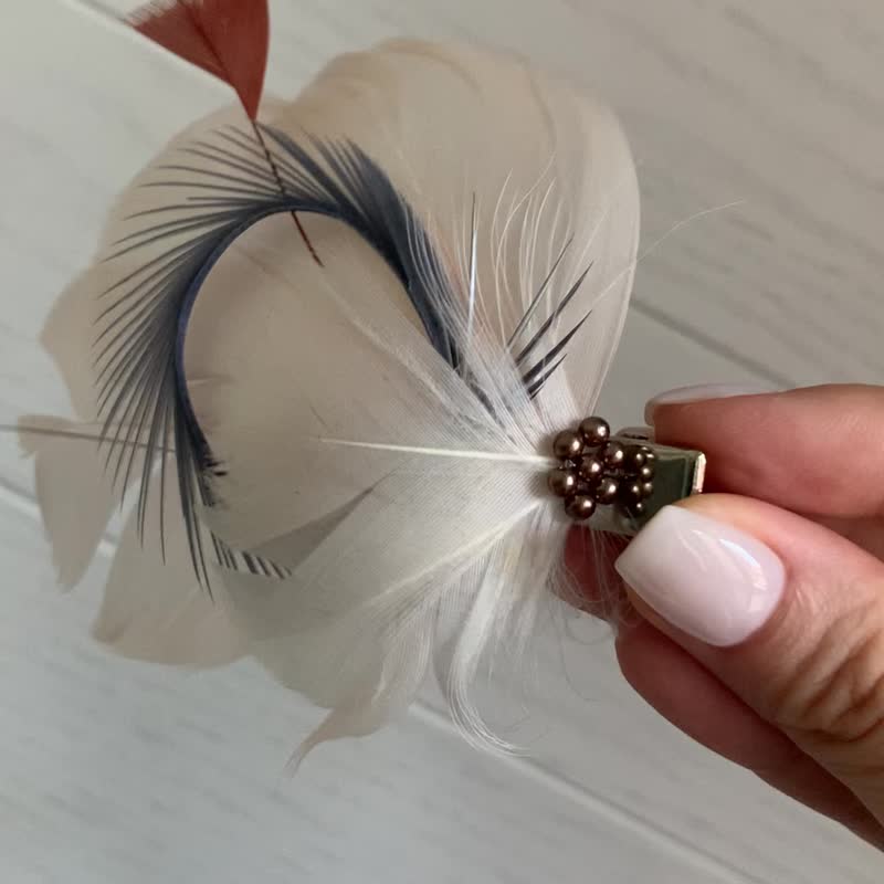 Romantic Afternoon Tea - Pink and White Feather Hair Clip
