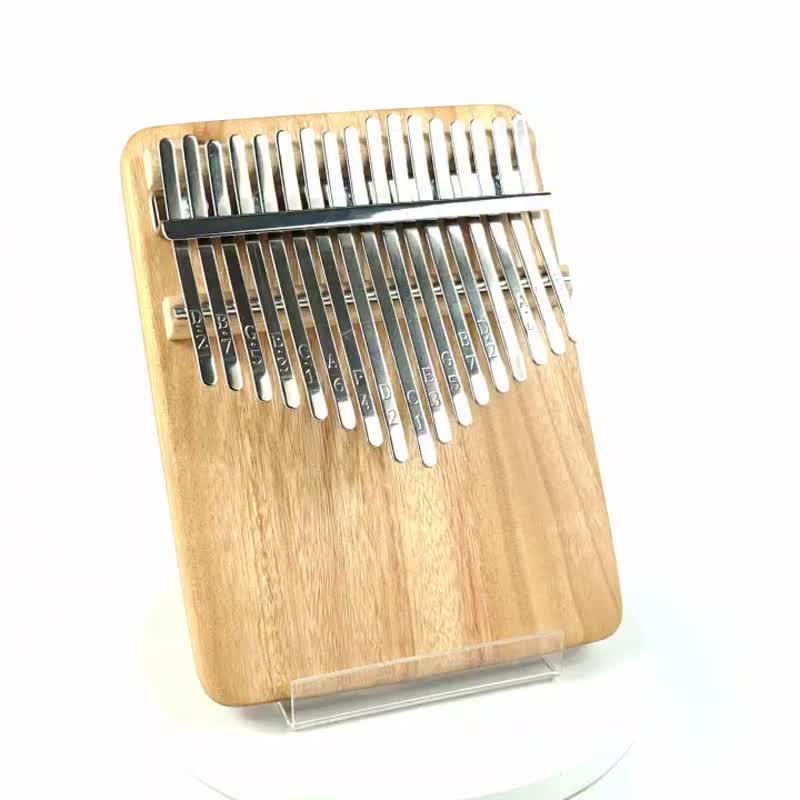 日本樟木拇指琴/17音拇指琴/KALIMBA - 吉他/樂器 - 木頭 金色