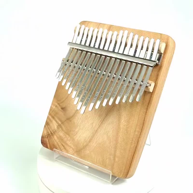 台灣香樟拇指琴/17音拇指琴/KALIMBA - 吉他/樂器 - 木頭 金色