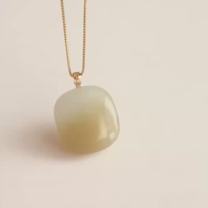 Natural Hetian jade pendant Sugar white Hetian jade pendant 18k gold inlay - สร้อยข้อมือ - หยก 