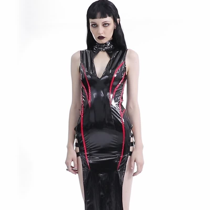 パンクロボットスリット光沢レザードレス - ブラック / レッド - ワンピース - その他の素材 ブラウン