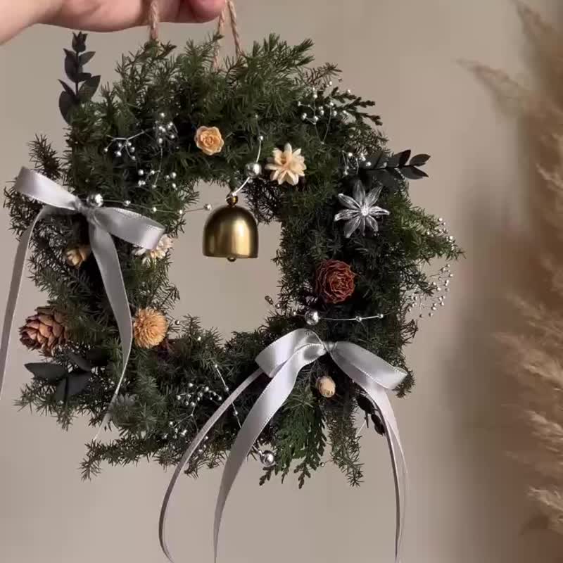 銀河系 永生雪松 聖誕花圈 - 乾燥花/永生花 - 植物．花 銀色