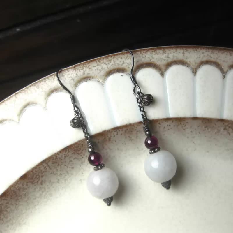 Sterling silver earrings red pomegranate + Burmese jade + 925 Silver(ear hook) / classical and elegant / - ต่างหู - หยก สีเทา