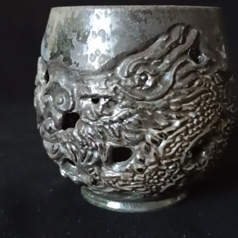 Firewood-fired Dragon Teng Xiangyun double-layer hollow carving anti-scalding cup - ถ้วย - ดินเผา หลากหลายสี