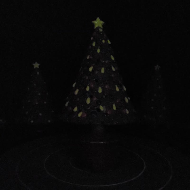 Ceramic LED Christmas tree Christmas tree night light decorative lamp table decoration - โคมไฟ - ดินเผา 