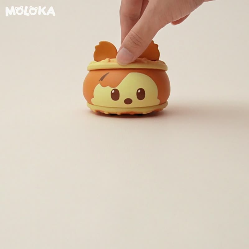 MOLOKA | Slow rebound biscuit pull-back cart with pressure-relieving pinch shape pull-back cart - ตุ๊กตา - พลาสติก หลากหลายสี